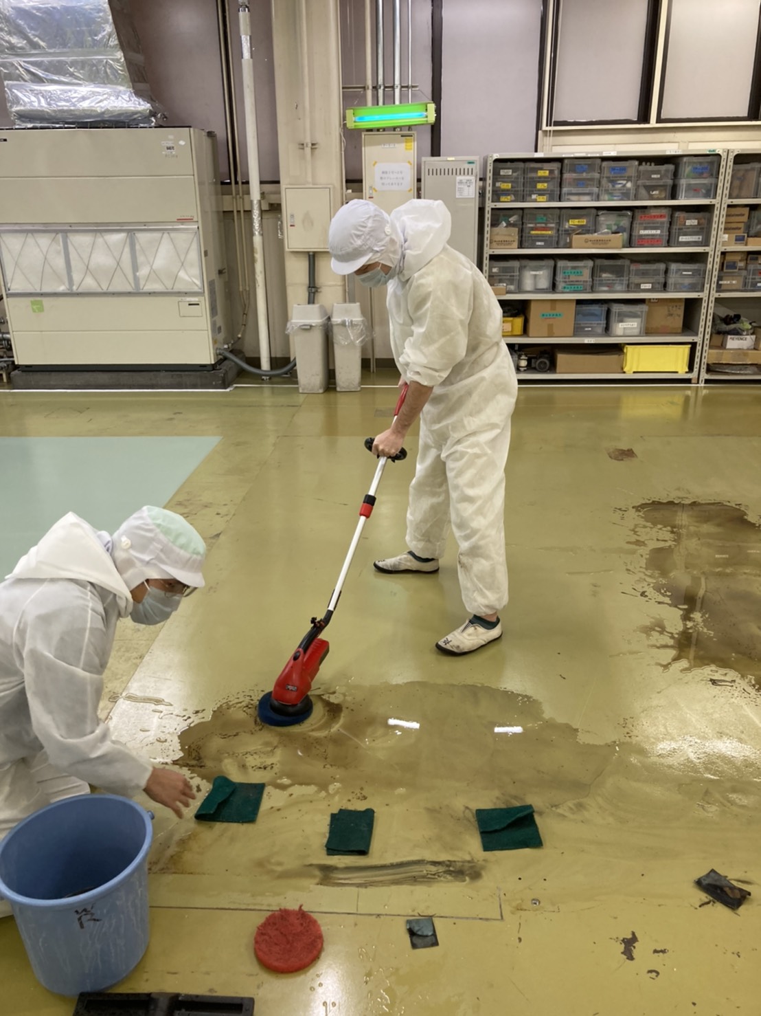 [公式]リンカン油脂|愛知 名古屋(ビルメンテナンス)|建物総合クリーニング・ハウスクリーニング・建築用ワックス製造販売