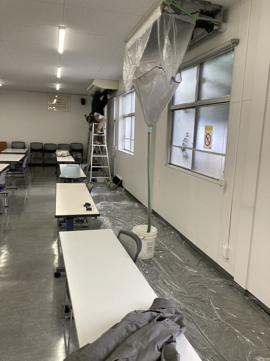 [公式]リンカン油脂|愛知 名古屋(ビルメンテナンス)|建物総合クリーニング・ハウスクリーニング・建築用ワックス製造販売