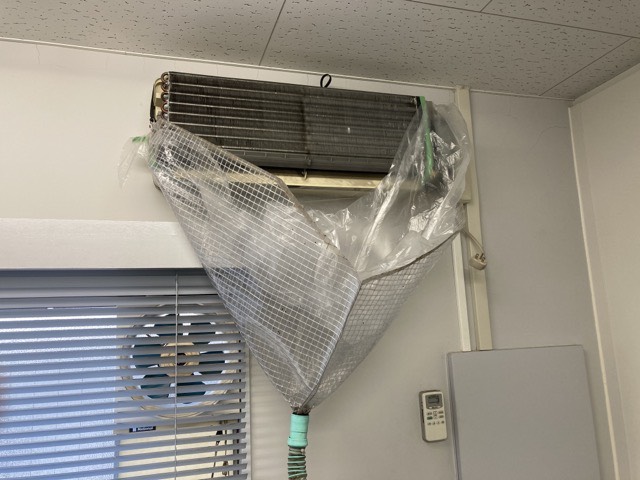 [公式]リンカン油脂|愛知 名古屋(ビルメンテナンス)|建物総合クリーニング・ハウスクリーニング・建築用ワックス製造販売